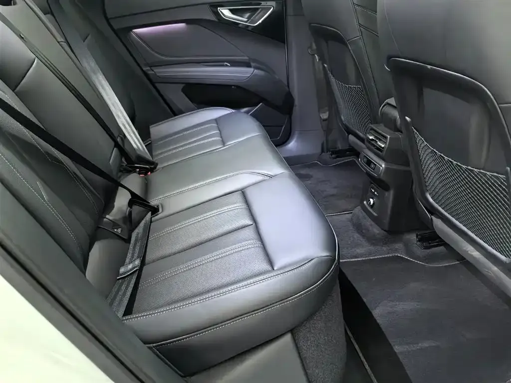Audi Q4 e-tron 2024 из CN, фото 10