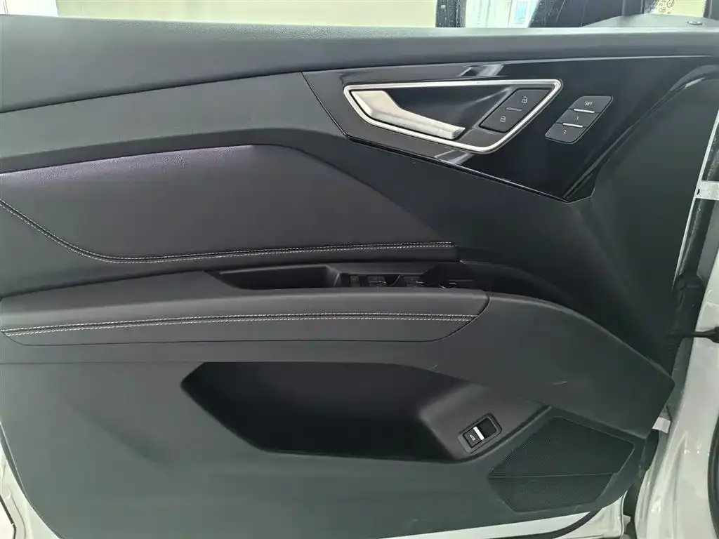 Audi Q4 e-tron 2024 из CN, фото 5