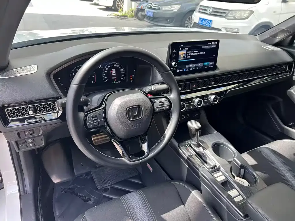Honda Civic — фото 5