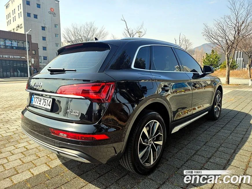 Audi Q5 2023 из KR, фото 2