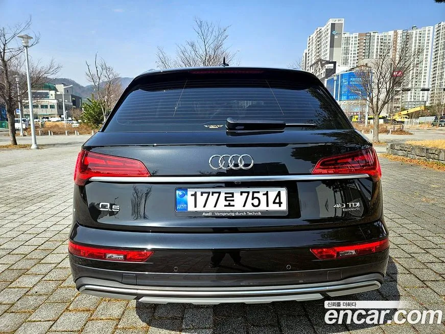Audi Q5 2023 из KR, фото 4