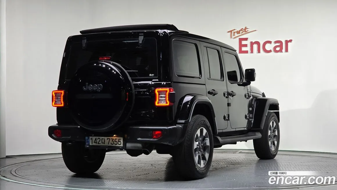 Jeep Wrangler 2022 из KR, фото 2