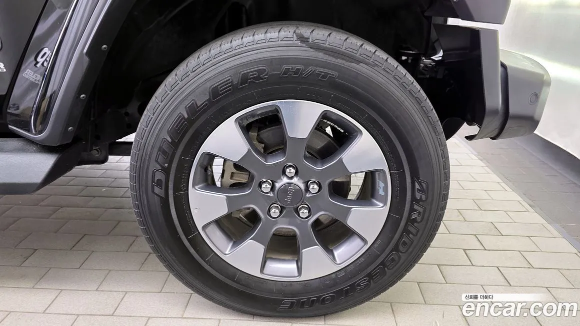 Jeep Wrangler 2022 из KR, фото 6