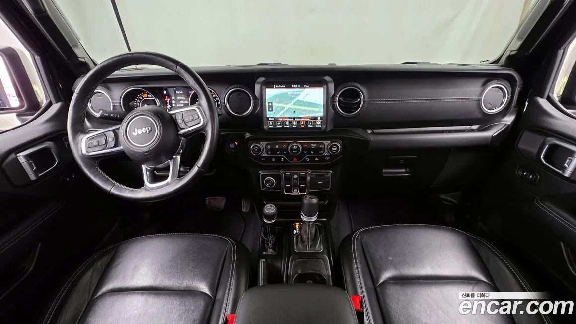 Jeep Wrangler 2022 из KR, фото 9