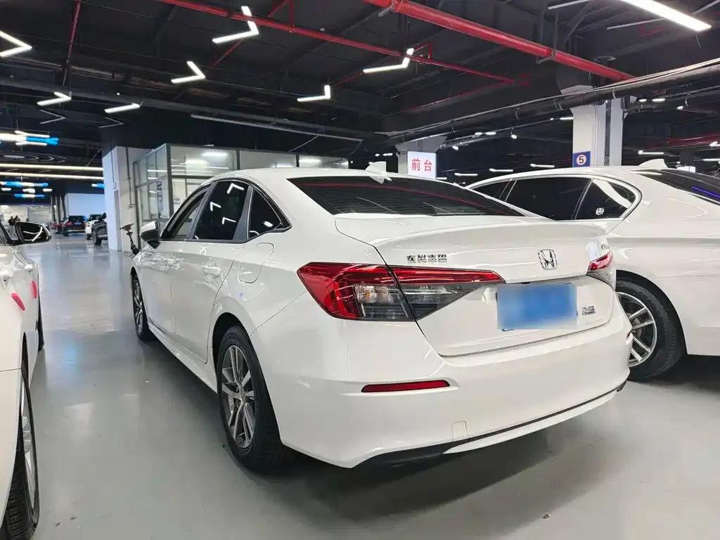 Honda Civic — фото 6