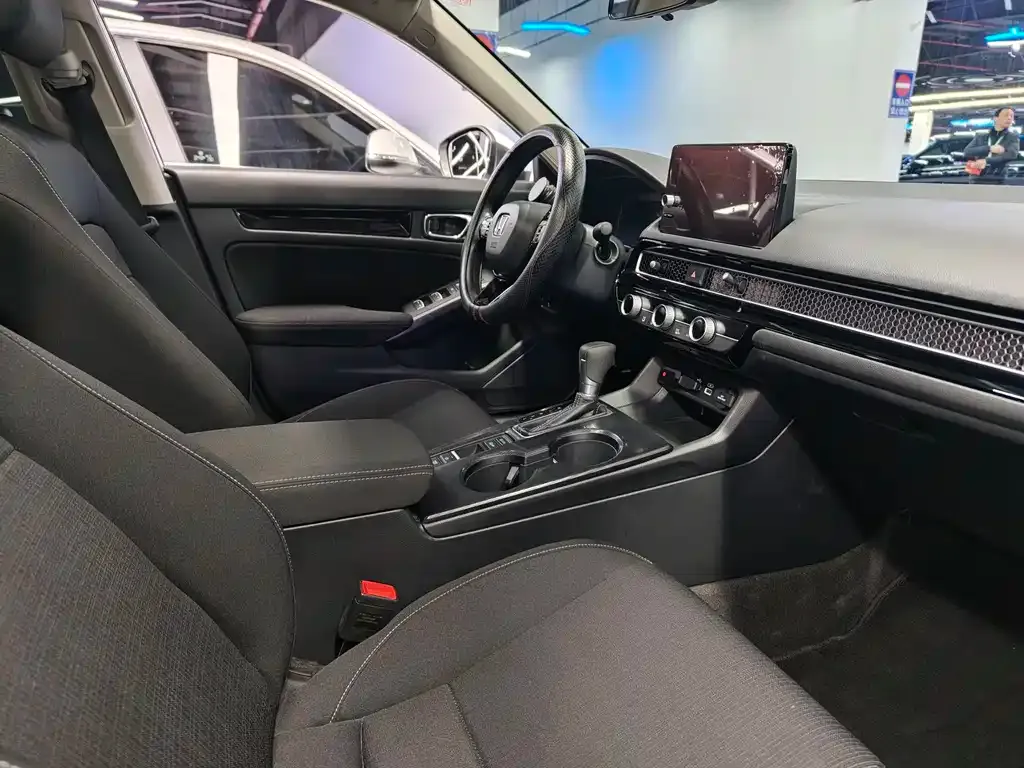 Honda Civic — фото 7