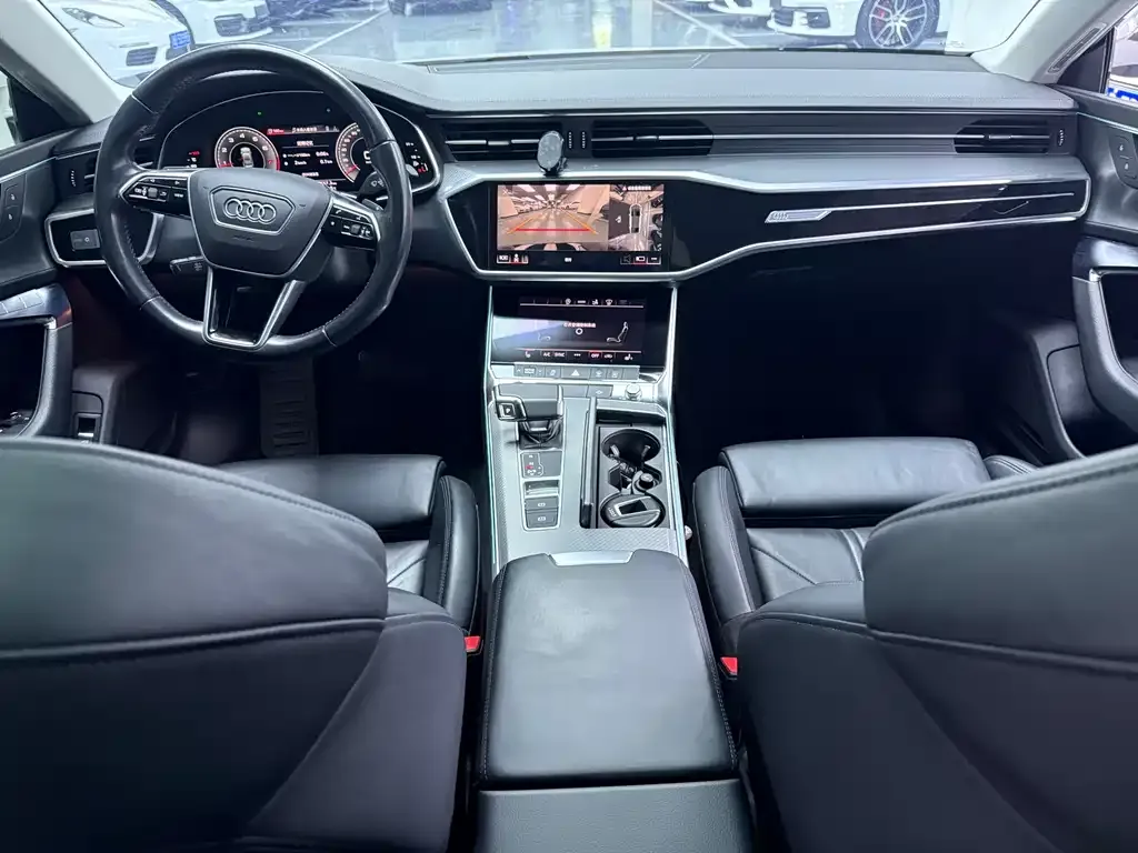 Audi A7 2021 из CN, фото 10