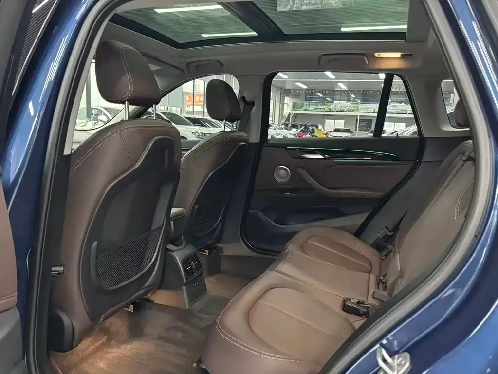 BMW X1 2022 из CN, фото 2