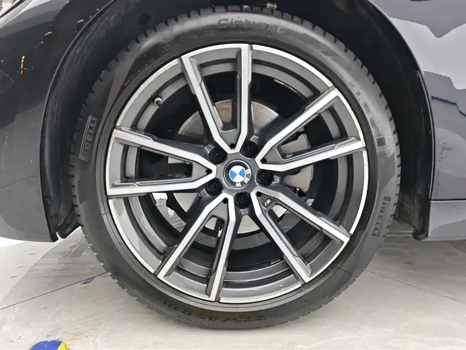BMW 3 Series 2022 из CN, фото 4