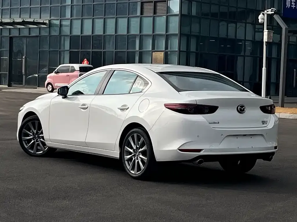 Mazda 3 Axela 2026 из CN, фото 10