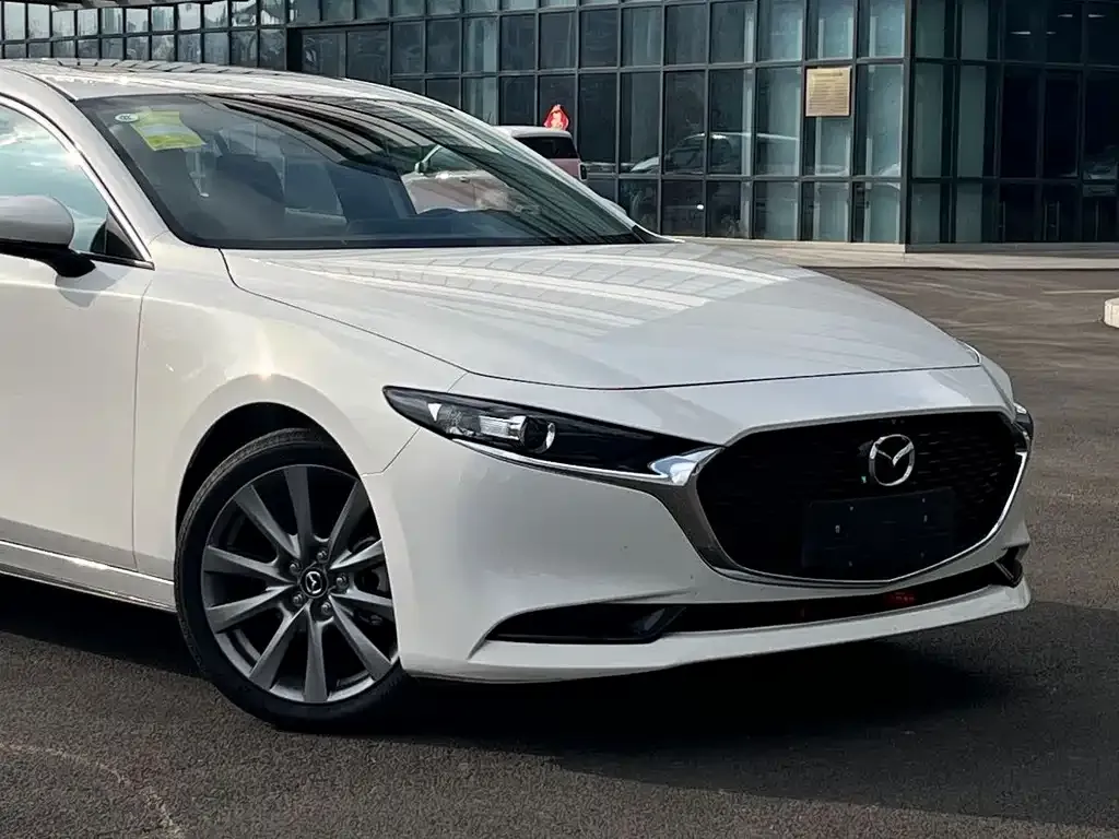 Mazda 3 Axela 2026 из CN, фото 3