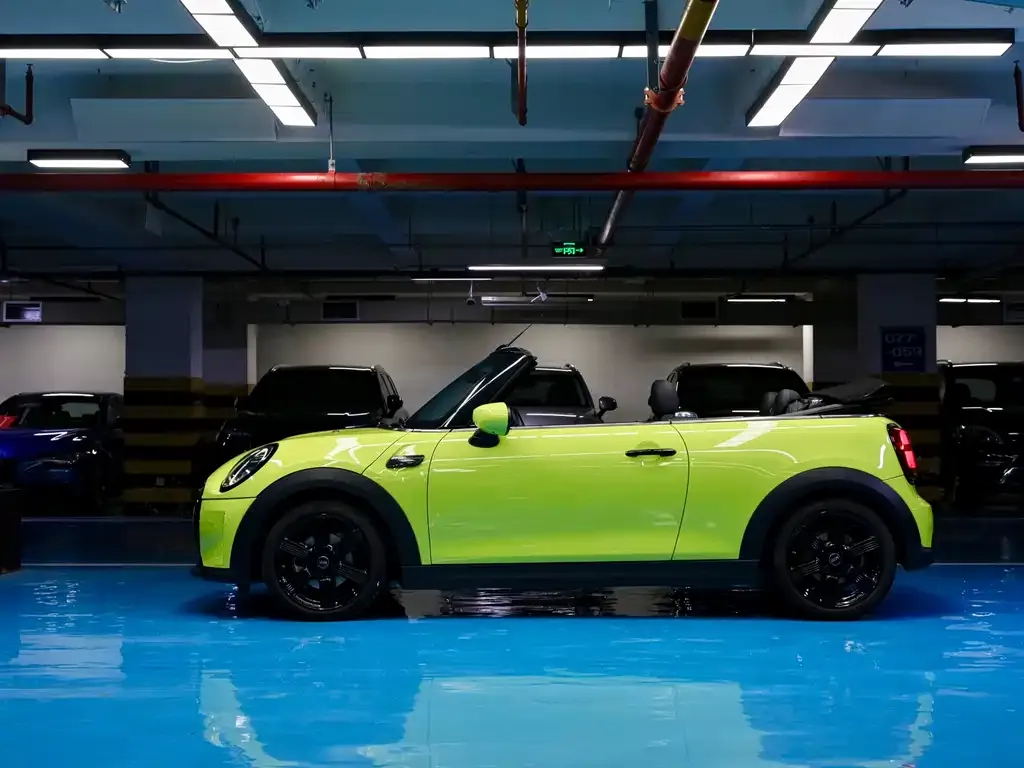 MINI Cooper (3-door) 2023 из CN, фото 3