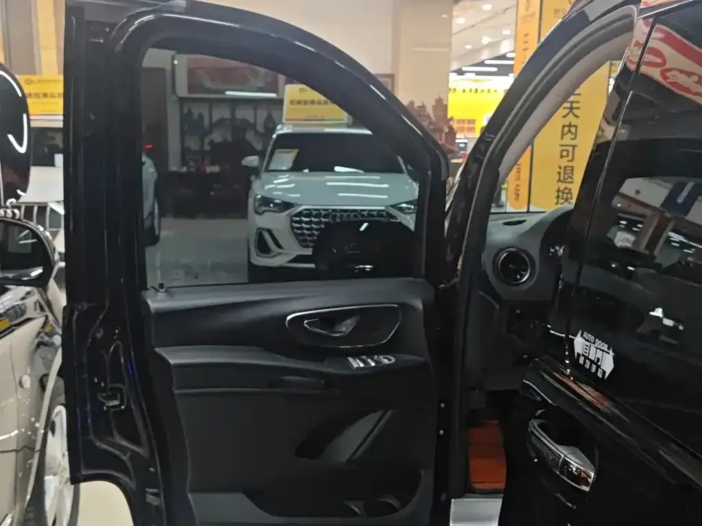 Mercedes-Benz Vito 2023 из CN, фото 5
