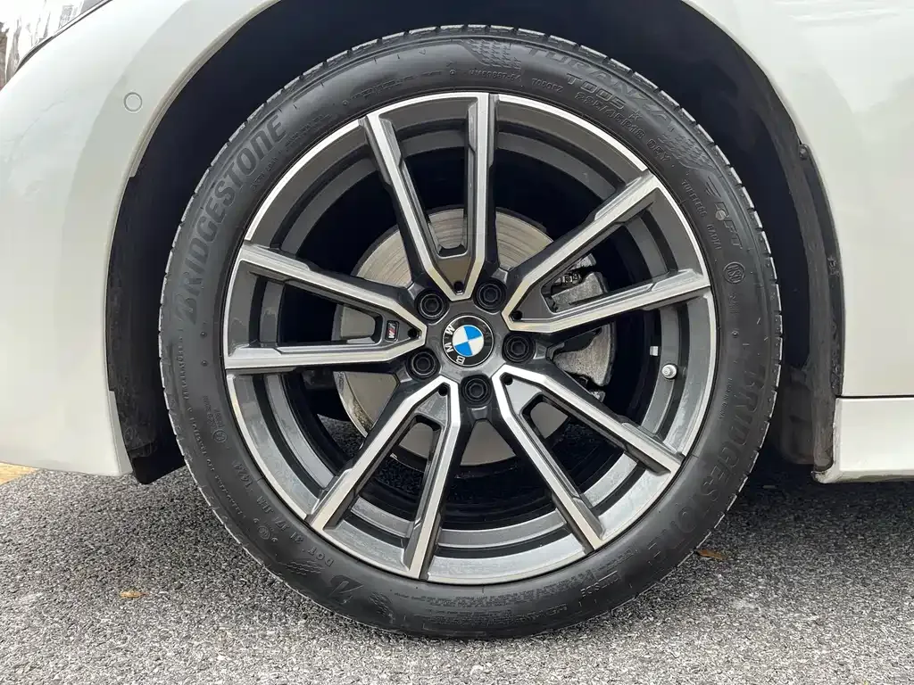 BMW 3 Series 2024 из CN, фото 5