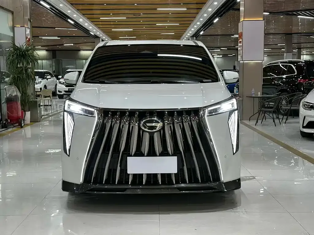 GAC Motor Trumpchi M8 — фото 4