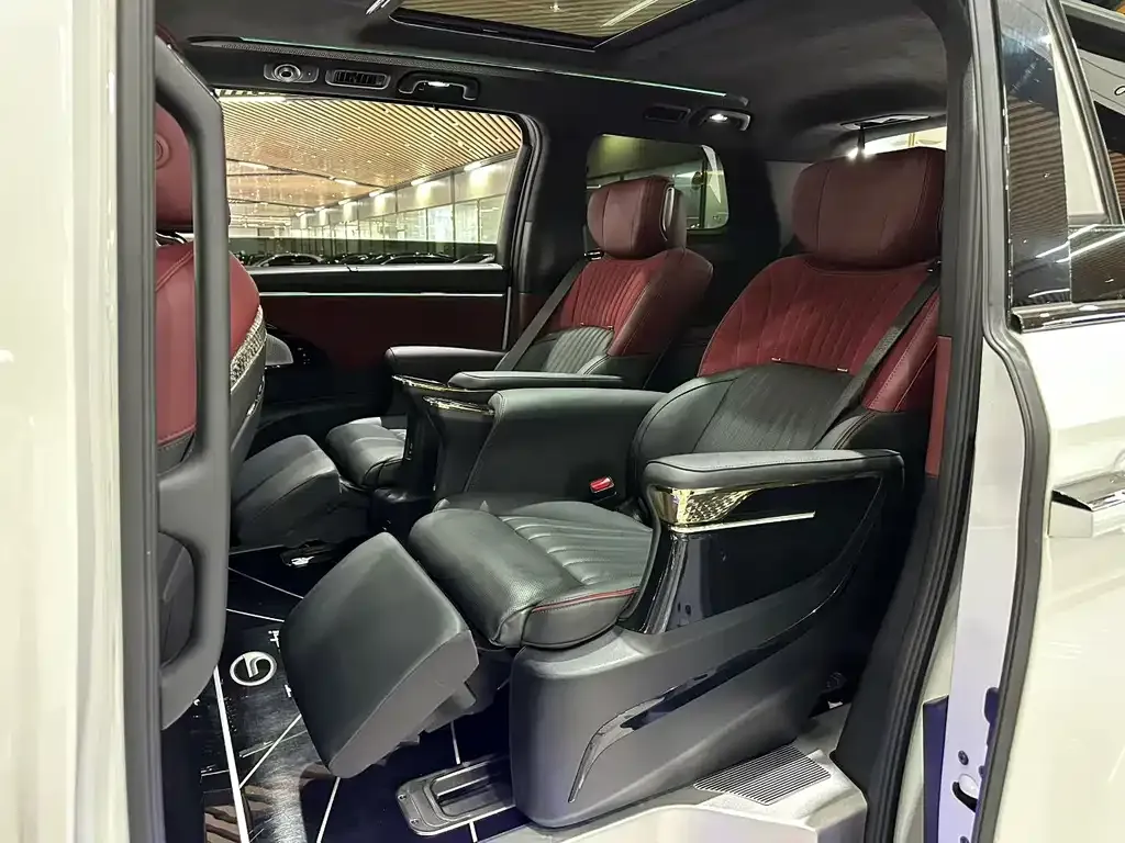 GAC Motor Trumpchi M8 — фото 3
