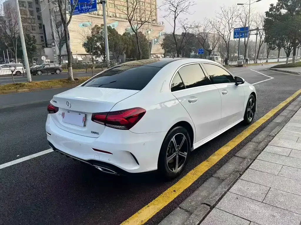 Mercedes-Benz A-Class — фото 4