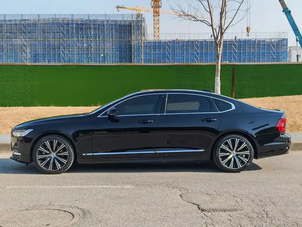 Volvo S90 — фото 4