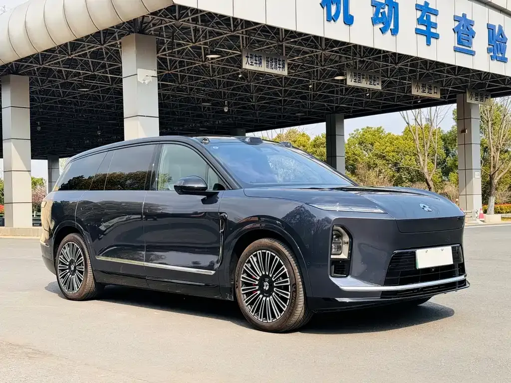 NIO ES8 — фото 3