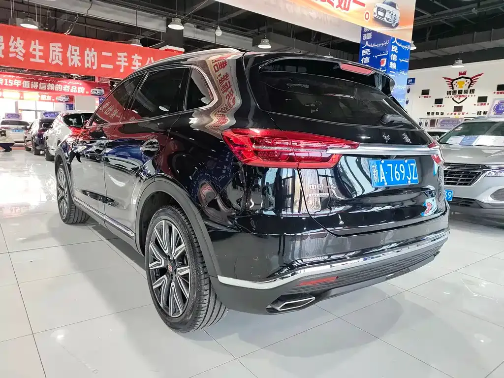 Hongqi HS5 — фото 8