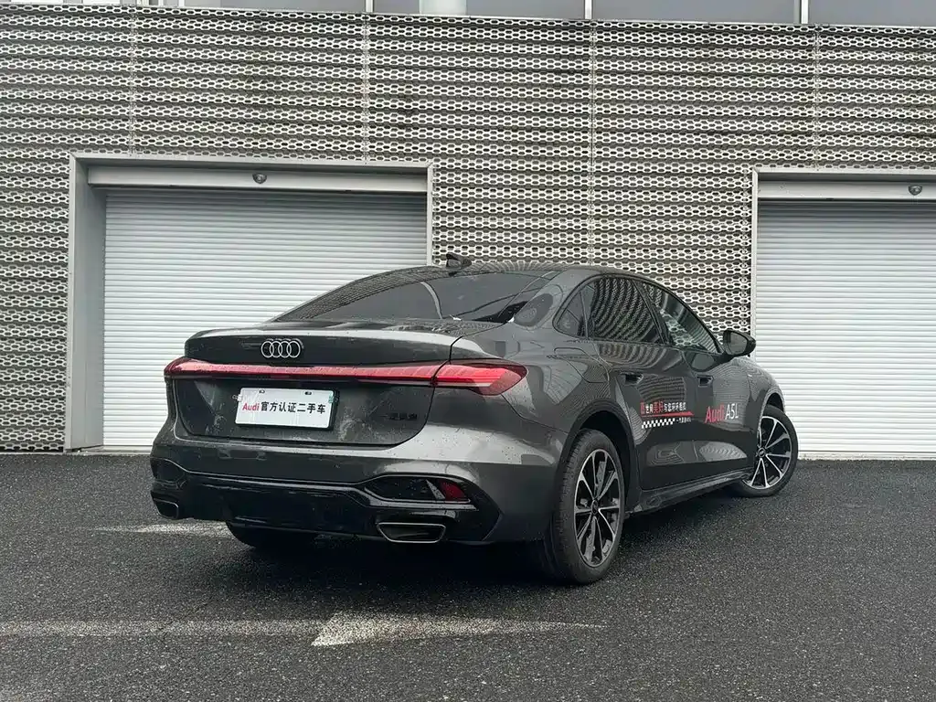 Audi A5L — фото 5