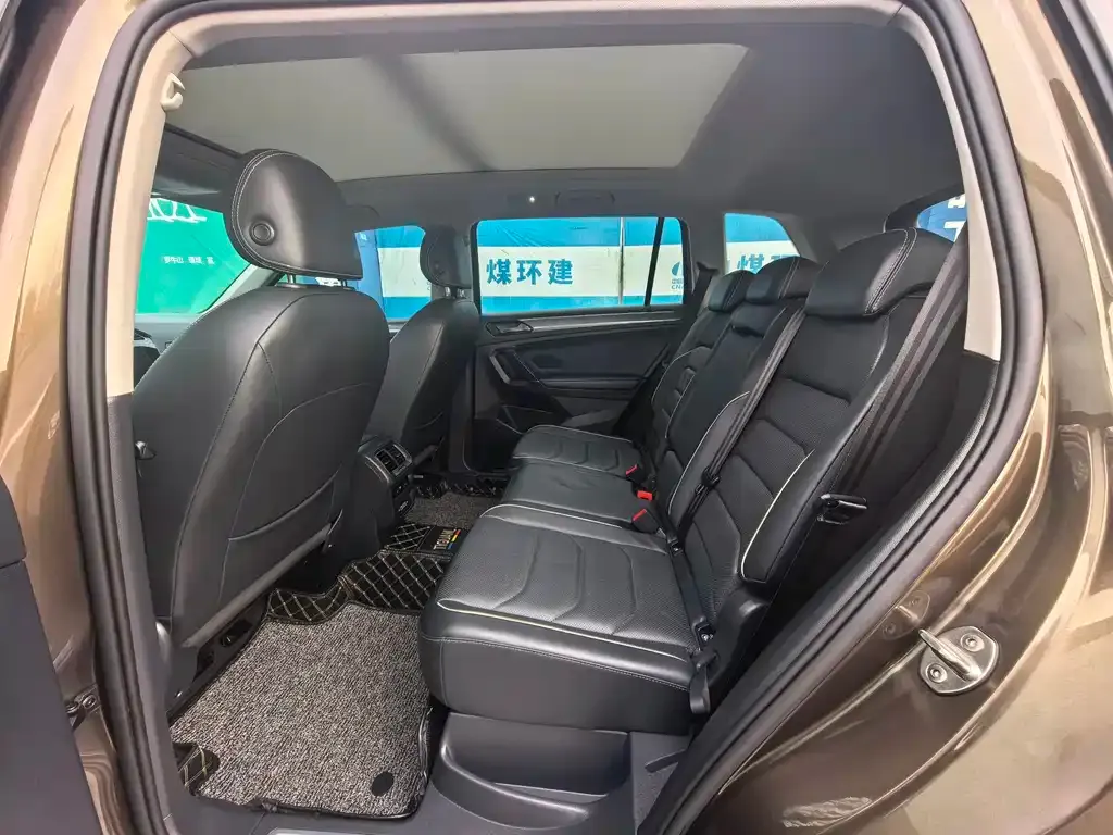 Volkswagen Tiguan L 2021 из CN, фото 6