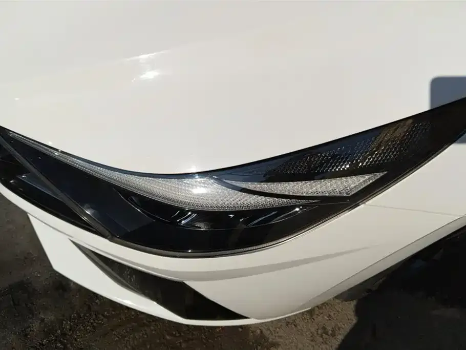 Hyundai Elantra 2023 из CN, фото 8
