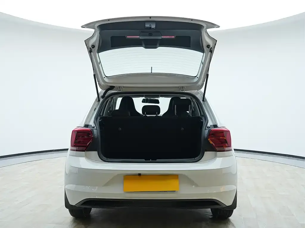 Volkswagen Polo 2023 из CN, фото 8