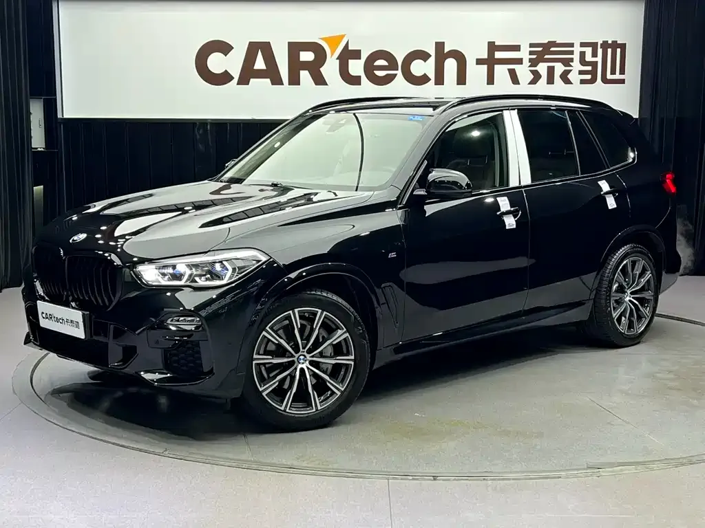 BMW X5 (Import) — фото 1