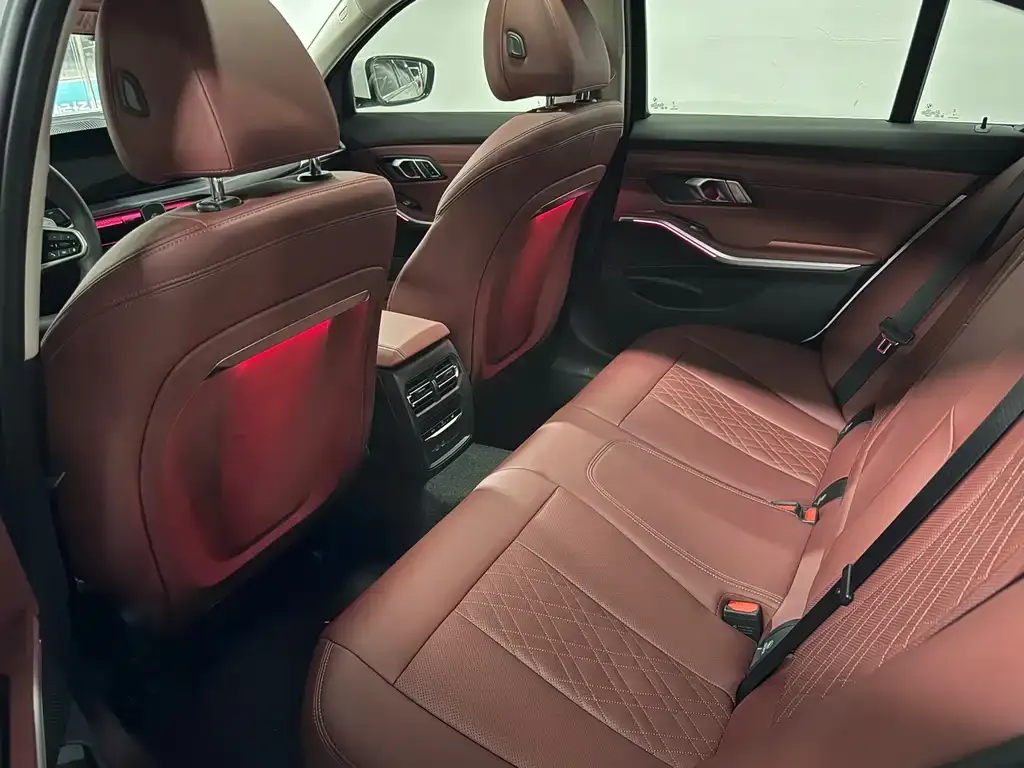 BMW 3 Series — фото 10