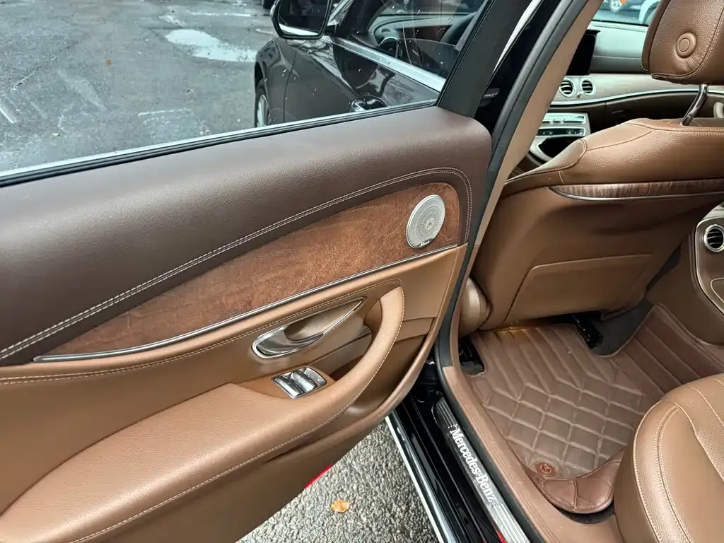 Mercedes-Benz E-Class 2021 из CN, фото 3