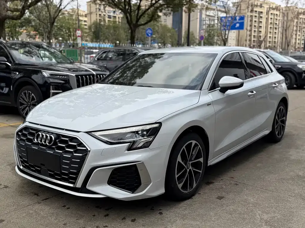 Audi A3 2021 из CN, фото 1