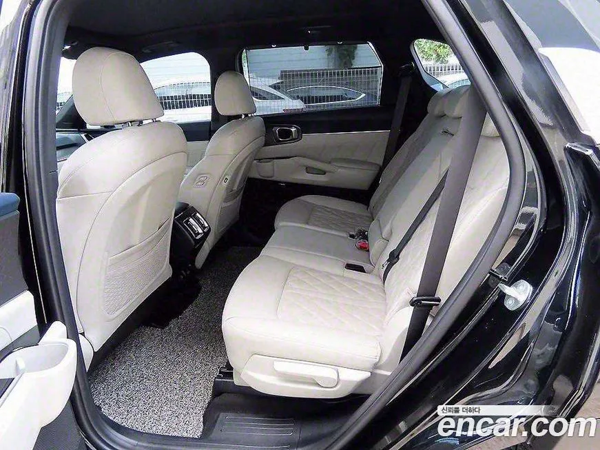 Kia Sorento — фото 4