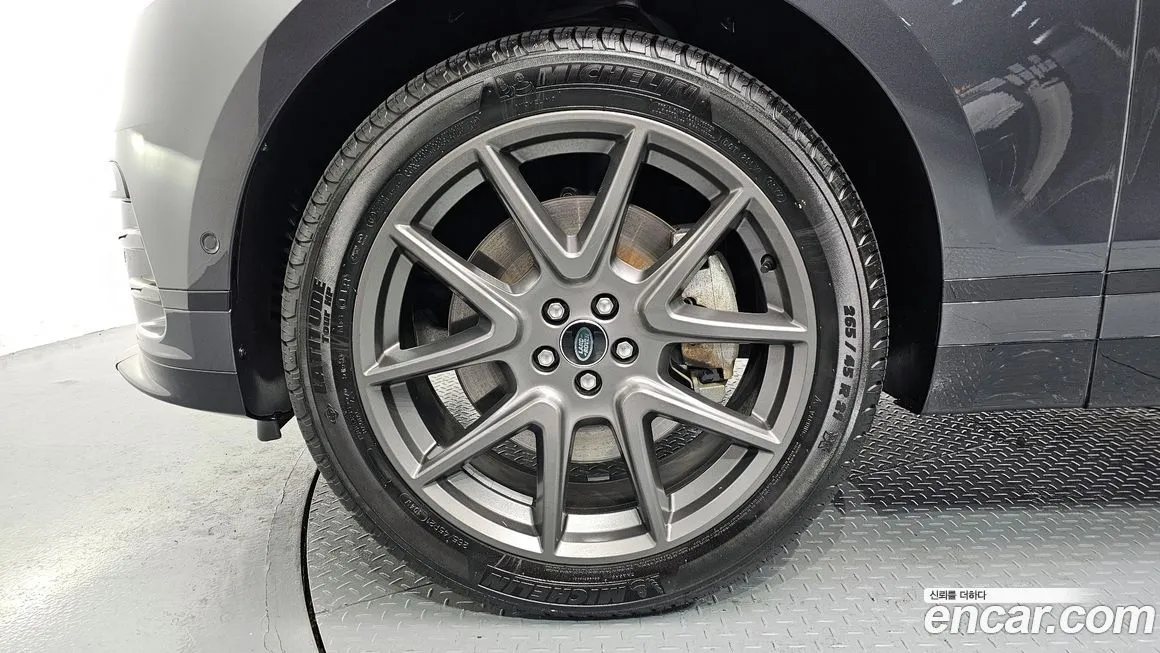 Land Rover Range Rover Velar 2025 из KR, фото 8