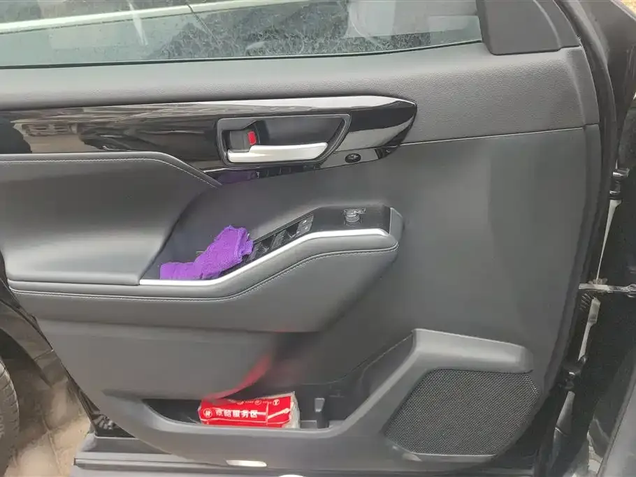 Toyota Highlander 2023 из CN, фото 3