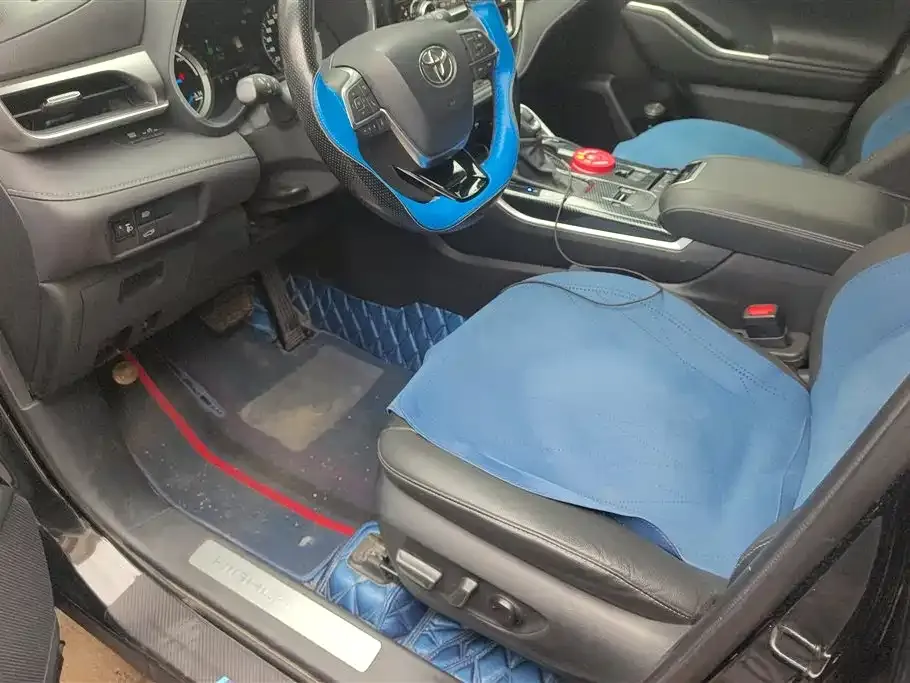 Toyota Highlander 2023 из CN, фото 2