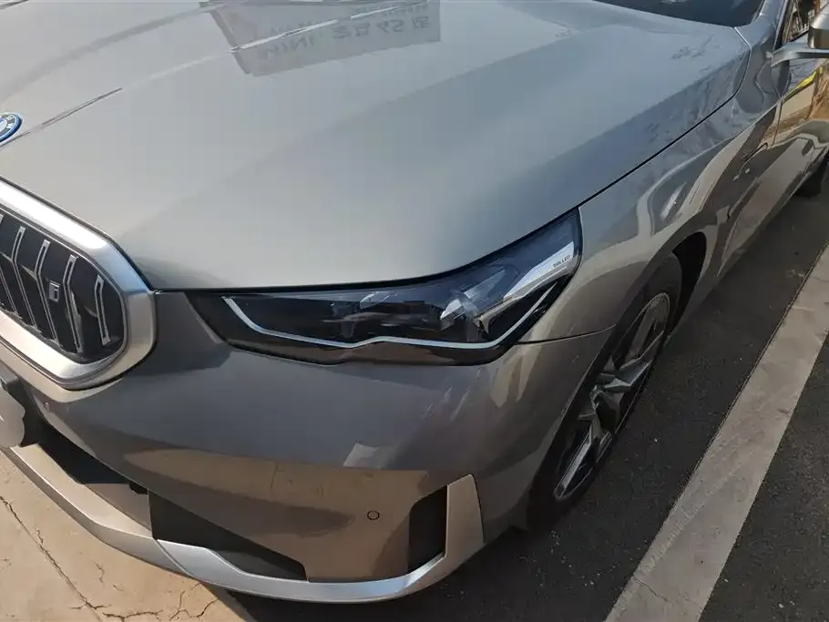 BMW i5 — фото 9