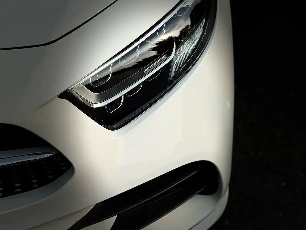 Mercedes-Benz CLS — фото 2