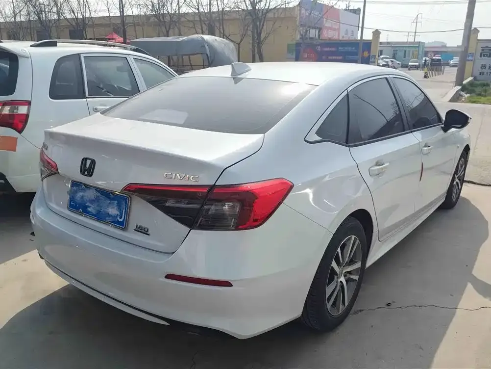 Honda Civic — фото 7