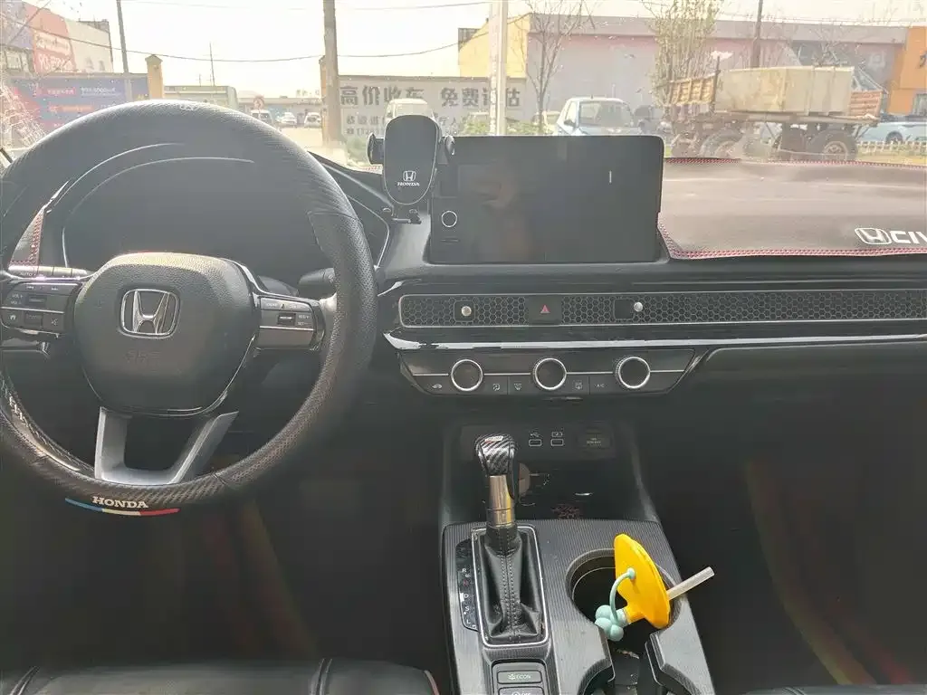 Honda Civic — фото 8