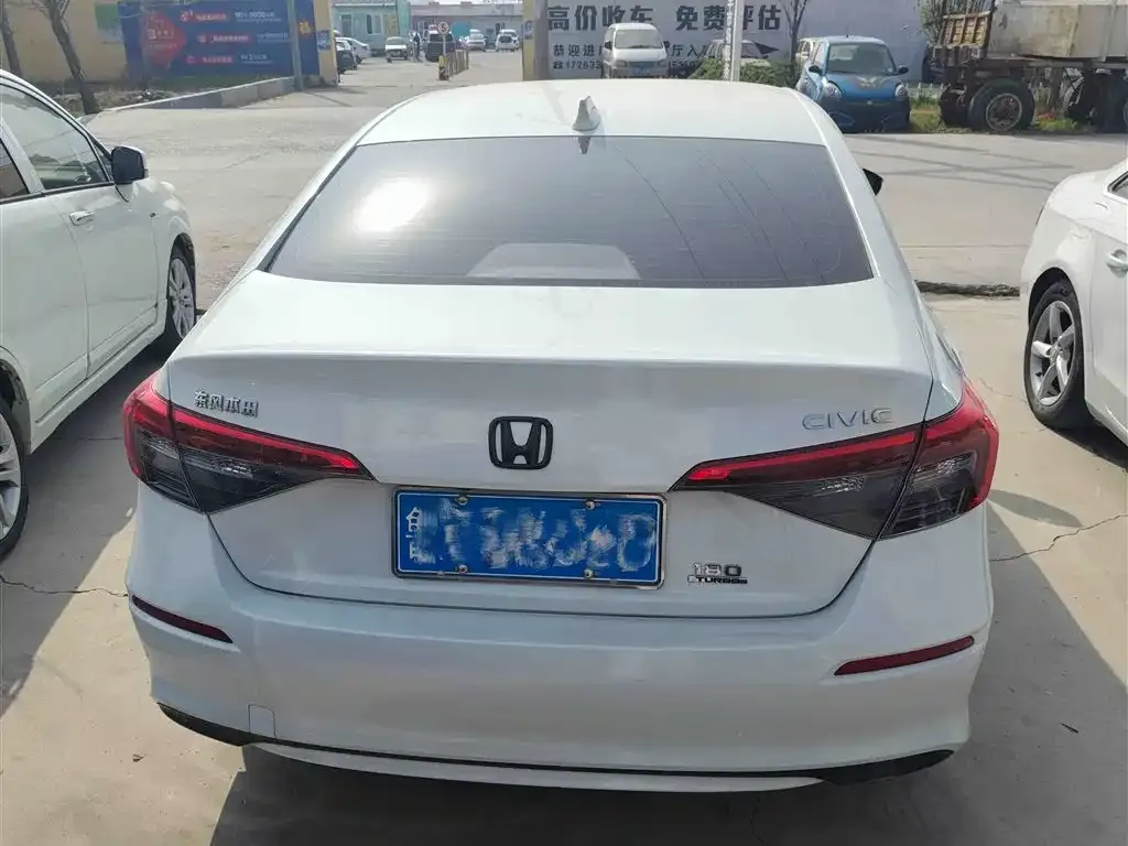 Honda Civic — фото 4