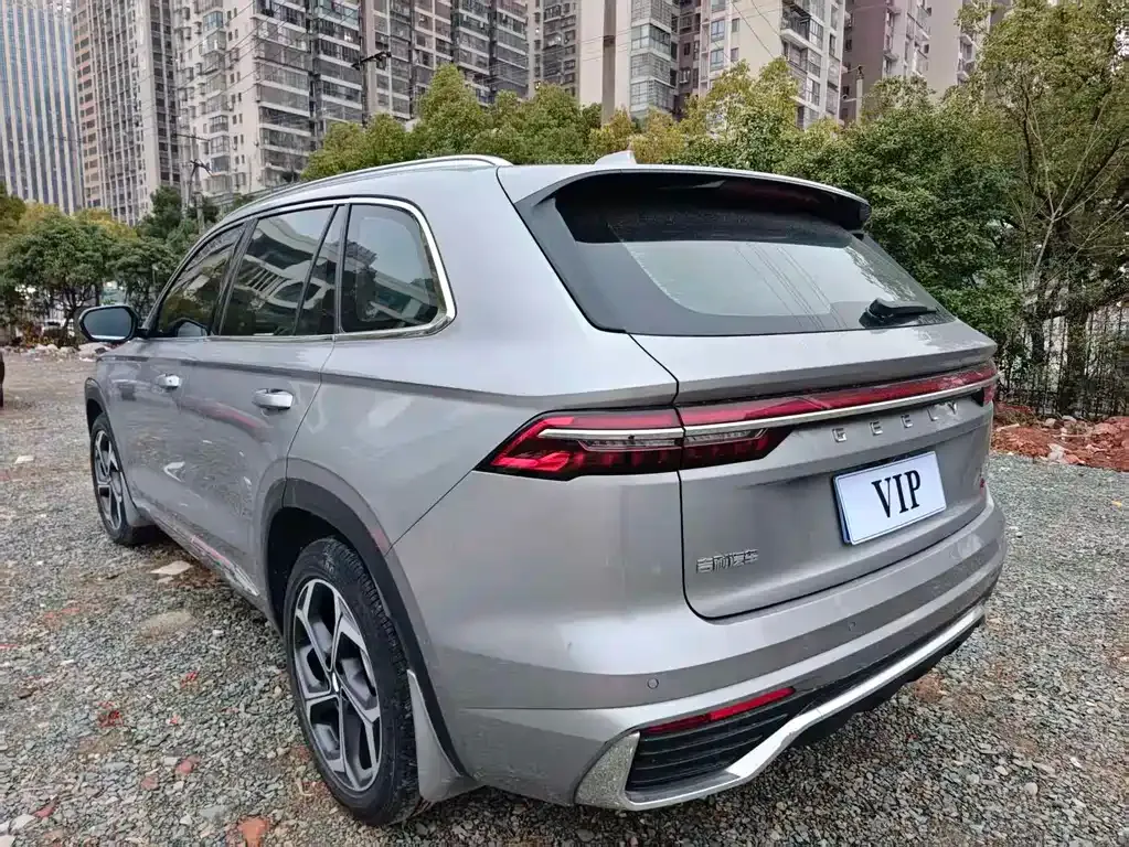Geely Xingyue L — фото 9