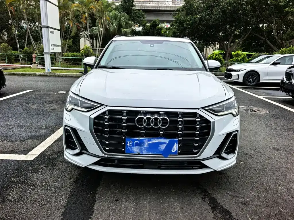 Audi Q3 2023 из CN, фото 5