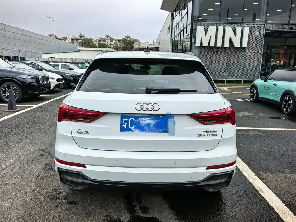 Audi Q3 2023 из CN, фото 10