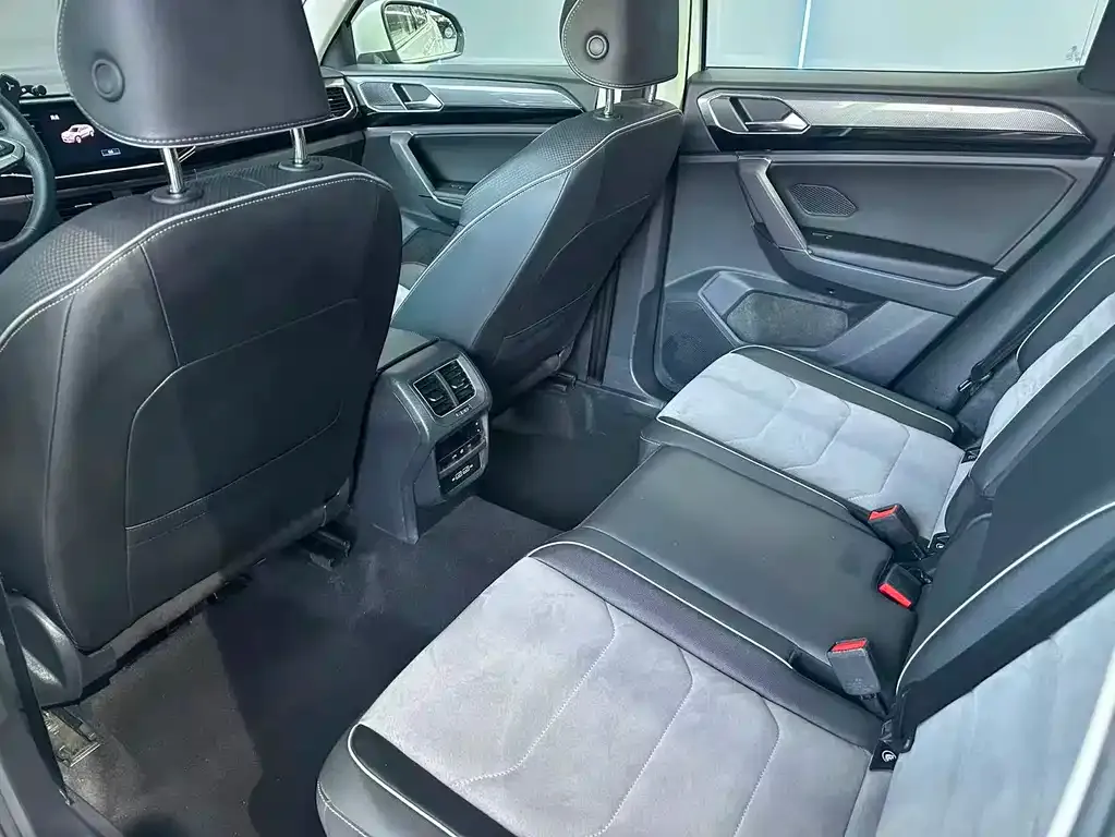 Volkswagen Tayron X 2021 из CN, фото 9