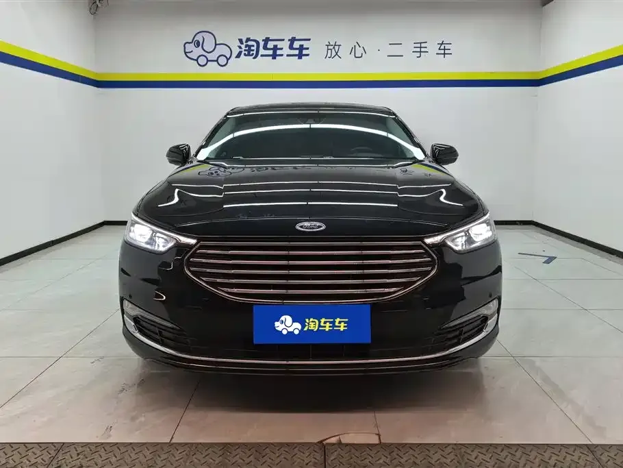 Ford Taurus 2021 из CN, фото 3