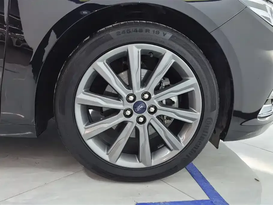 Ford Taurus 2021 из CN, фото 9