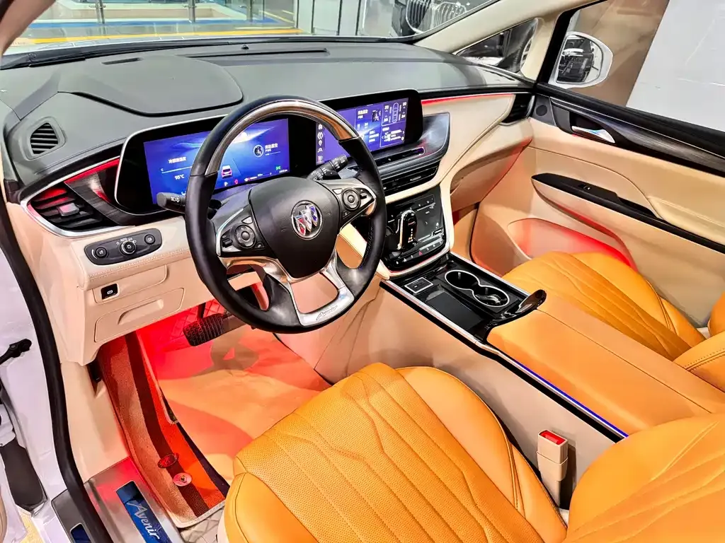 Buick GL8 2023 из CN, фото 8