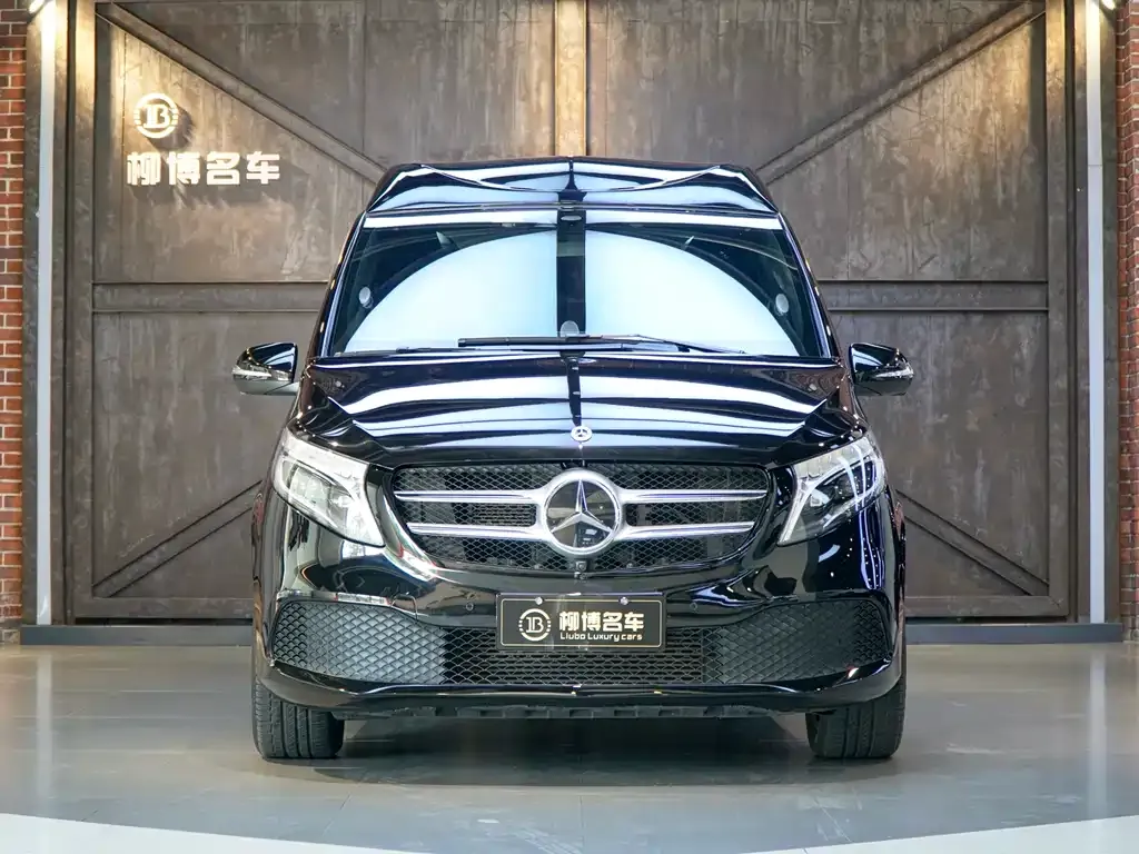 Mercedes-Benz V-Class — фото 3