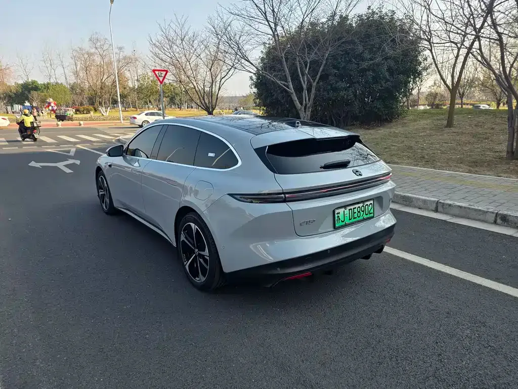 NIO ET5T 2024 из CN, фото 9